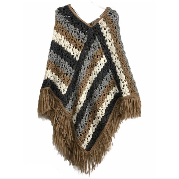🇨🇦 Massimo Dutti Crochet Poncho - Picture 2 of 7